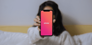 A woman on the Tinder app.