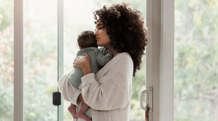 Mom vs. Mom: Why Do Moms Judge Each Other? mom vs. mom