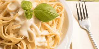 Fettuccine with Alfredo sauce.