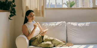 A Mindful Mother Being mindful.