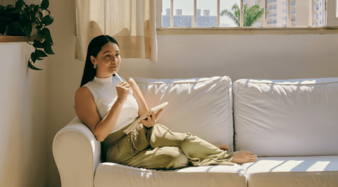 A Mindful Mother Being mindful.