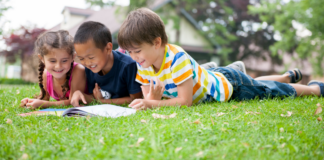 The Westchester Mom’s Guide to Summer Reading Kids doing their summer reading.