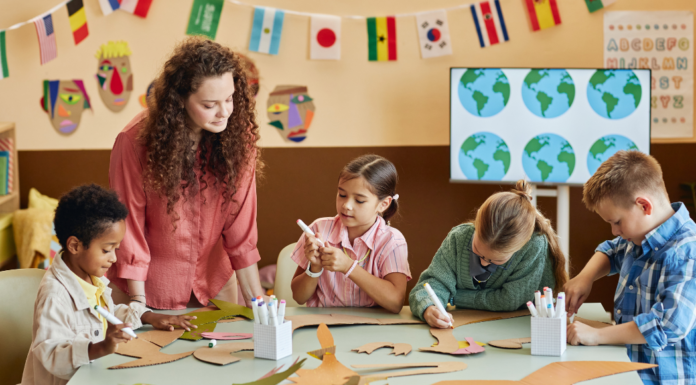 Pop Spanish: Preschool Language Immersion A Spanish class for kids.