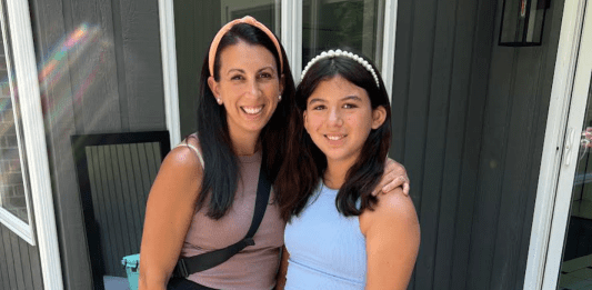 A mother and daughter wearing the trends.