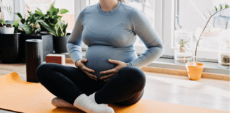 Mamas, Meet Your Pelvic Floor: Why Pelvic PT Can Be Your Pregnancy BFF Pelvic floor therapy during pregnancy.