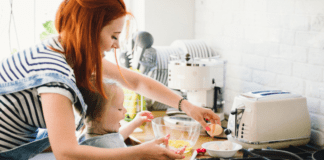 Finally Accepting I’m Not That Mom An overwhelmed mom trying to make breakfast.