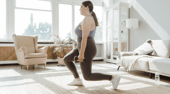 A woman doing exercise lunges.